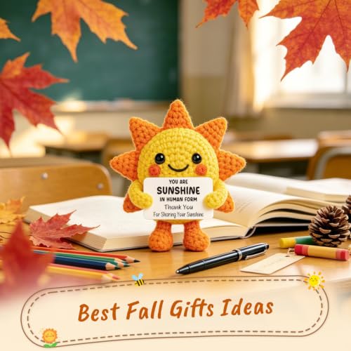 Mini sol de ganchillo con diseño positivo ideal como tierno amuleto de escritorio 6