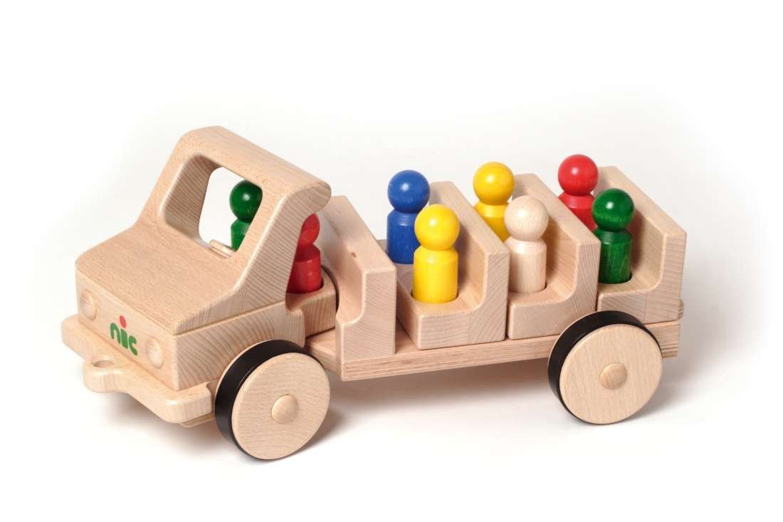 nic - Holzspielzeug 1816 - Omnibus, 8 Figuren