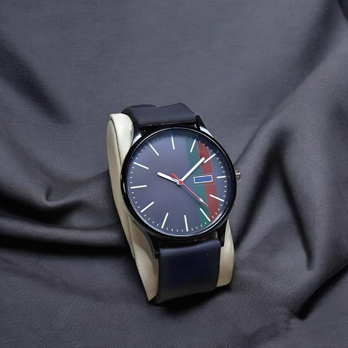 Image of AMERICANVIBER, Minimalist Men's Analog Quartz Watch with Water-Resistant Black Dial and Comfortable Silicone Strap for Mens