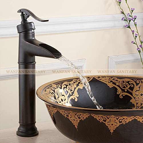 Grifo de fregadero cascada en latón antiguo para renovar el lavabo del WC