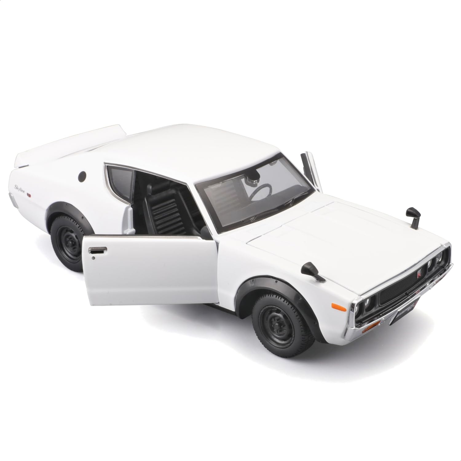 Maisto MAY/31528 1/24 1973 Nissan Skyline 2000GT-R KPGC110
