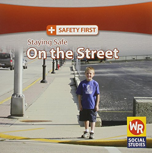 Staying Safe on the Street 0836878035 Book Cover