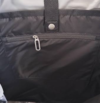 大人気 レスポートサック エッセンシャル リュック 超軽量 ブラック Amazon.co.jp: レスポートサック エッセンシャル リュック 超