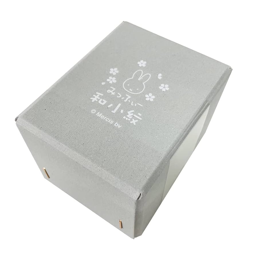 可不真白のシンメトリー湯呑み新品未使用品 Amazon | ミッフィー 和小紋 五角湯呑 16132 食器 湯のみ 茶器