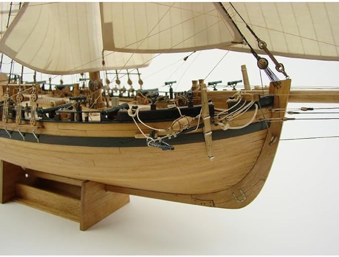 Shipyard WW:007 HMS Rattlesnake 1776, Modellbausatz Schiff im Maßstab 1:72, 57,7 x 22,8 x 46,8 cm, Bausatz zum Bauen