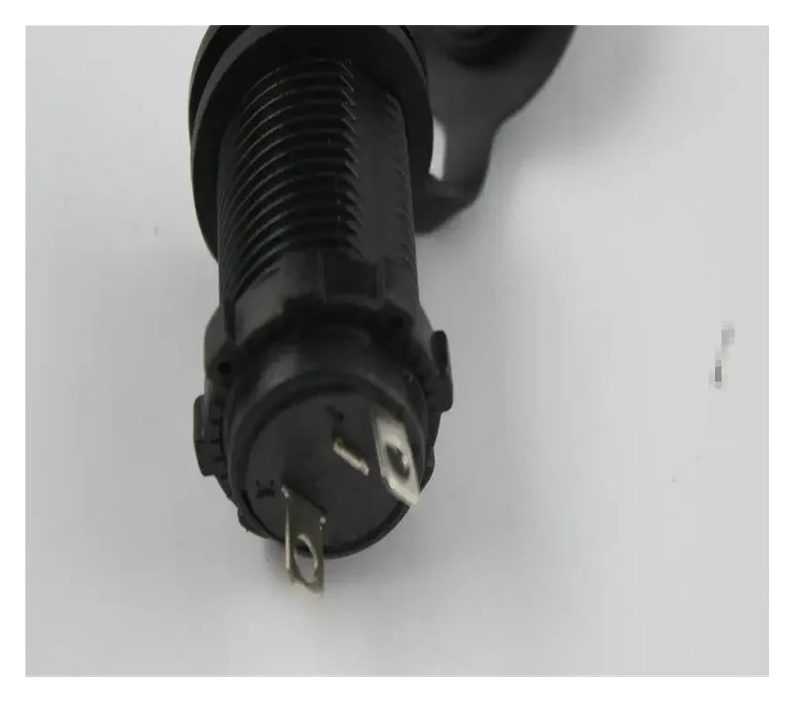 Prise Allume-cigare Étanche Modifiée Pour Motos/Avec Vis/Véhicules Électriques En 12V / 24V Bobine d'allumage