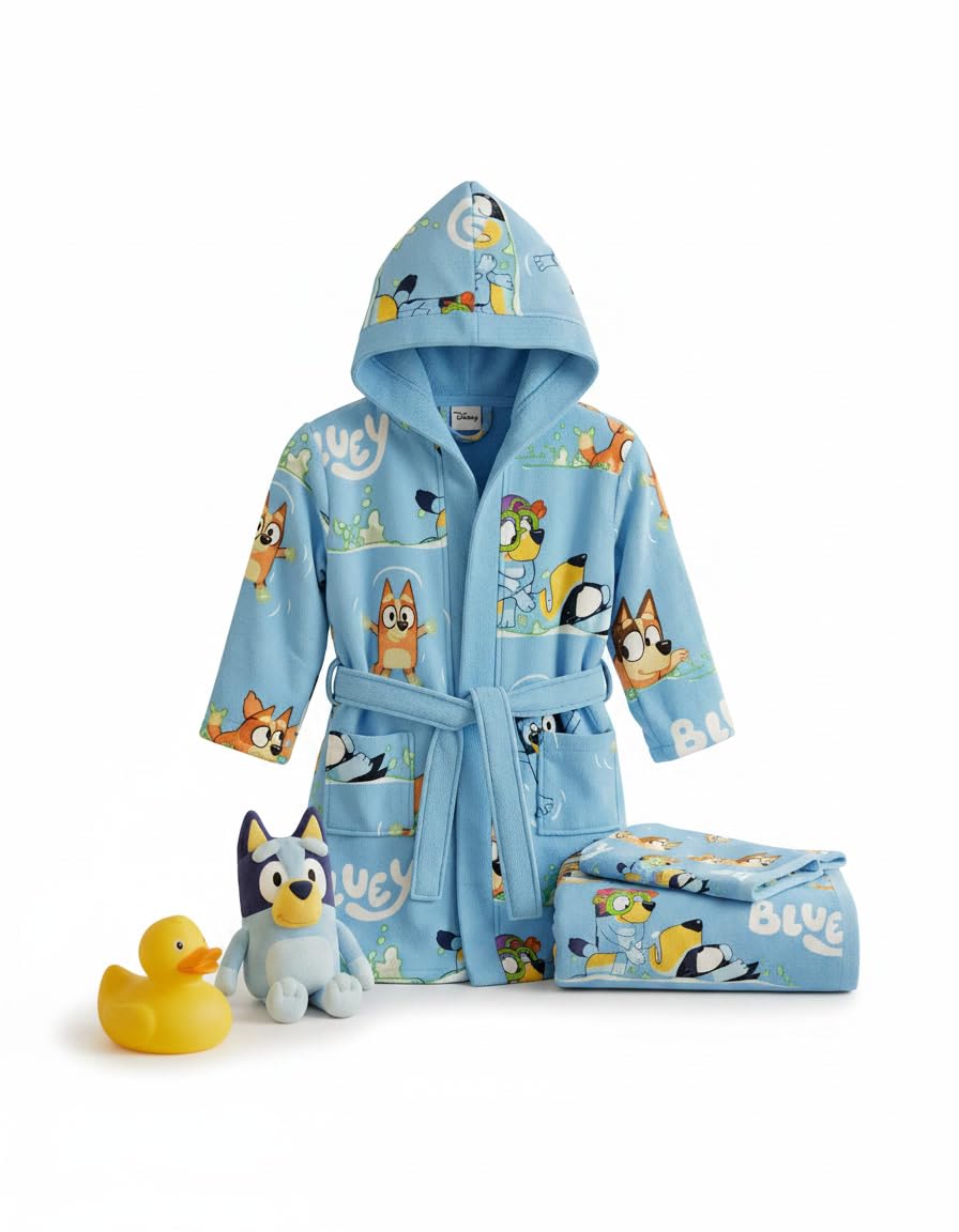 Aymax, Set Peignoir + Serviette + Gant Enfant Bluey | Bluey & Bingo Bleu Ciel All-Over | Licence Officielle