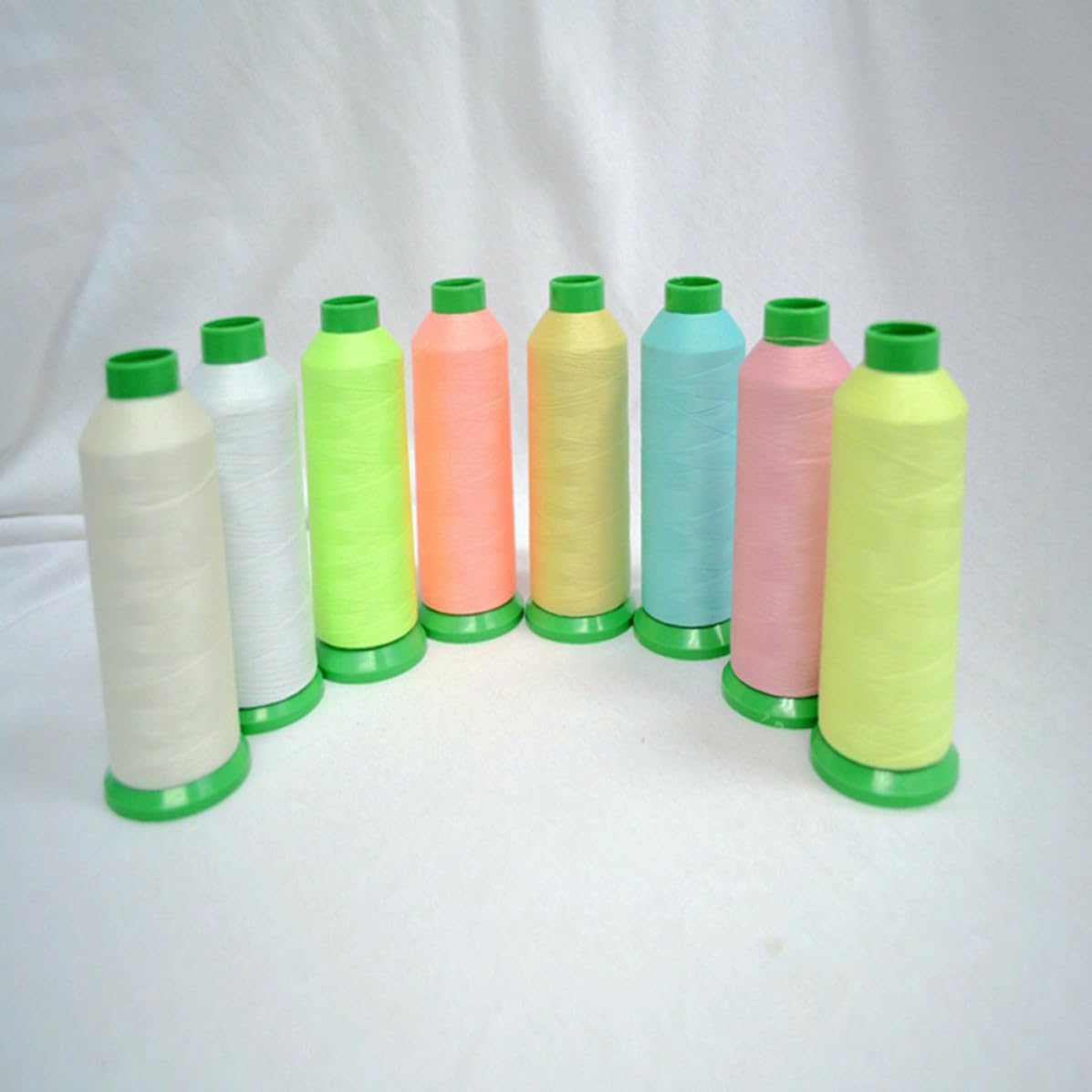 Gatuida 5 Hilos de Poliéster Luminosos para Bordado y Punto de Cruz, Hilo de Coser Flexible y Brillante para Tejido a Mano y Máquina Color Aleatorio