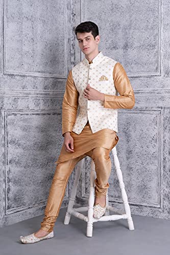 Image of Uri and MacKenzie Men's Silk Blend Kurta Pyjama with Stylish Embroidered Ethnic Jacket