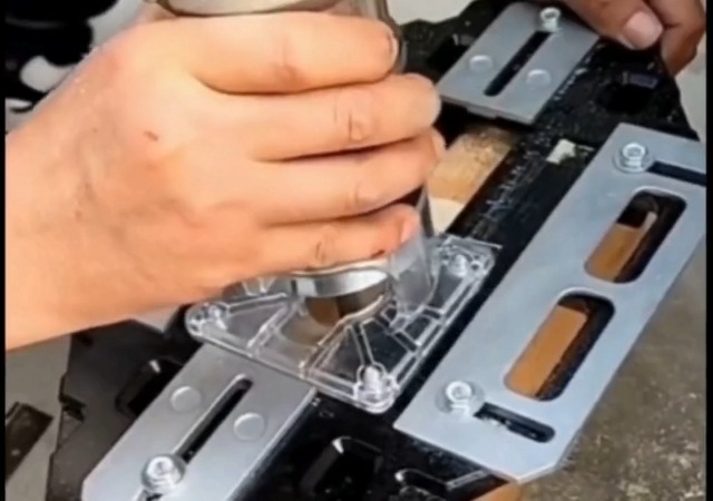 Amazon.co.jp: ドリルガイド 平蝶番スライド丁番穴あけ治具木工