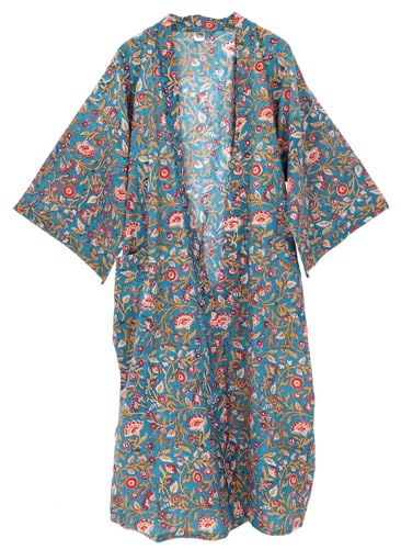 Kimono style japonais ample pour masquer les rondeurs et rester élégante chez soi