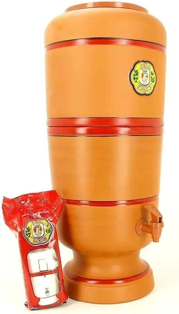 Stéfani São João Brazilian Clay Water Filter (6 L - 1.6 gal