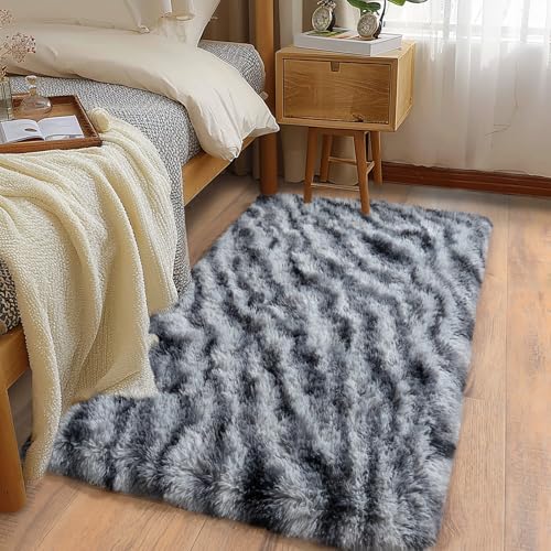 Listado de Shaggy blanco Top 10. 43 Ailyei Alfombras Suaves Tipo Runner para Recámara y Pasillos, 2x4 Pies Alfombra de Área Peluda Shag Esponjosa Blanca y Negra Antideslizante para Junto a la Cama y Dormitorio,...