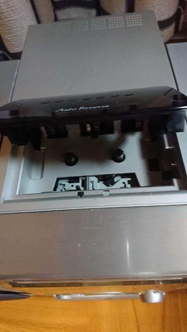ジャンク品 エイリアンラジオ・CDプレーヤー　通電確認のみ ジャンク品 エイリアンラジオ・CDプレーヤー 通電確認のみ