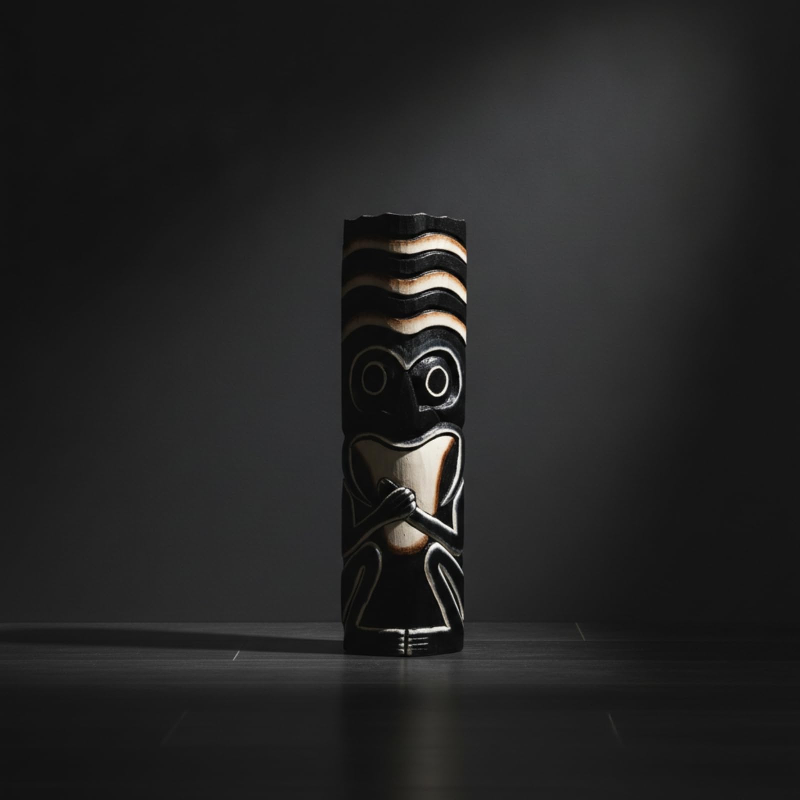kowaku Figurine Décorative Tribal Statue Sculpture Ornement Résine Mât Sculptural au Profil Lignes Blanches Peintes en Relief Accents Chaleureux Support