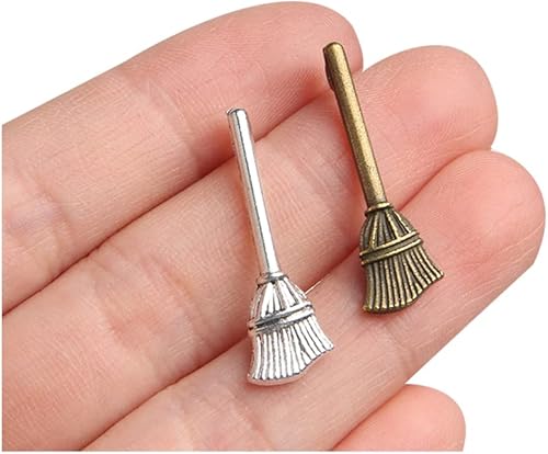 Acxico 40 dijes de escoba colgantes de escoba en tono plateado envejecido 3D, 0.315 x 1.181 in, accesorios hechos a mano