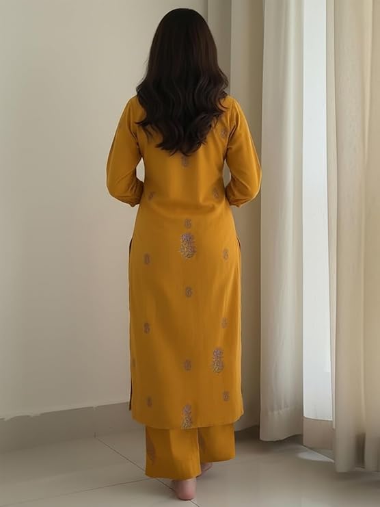 Kurta Set Back View