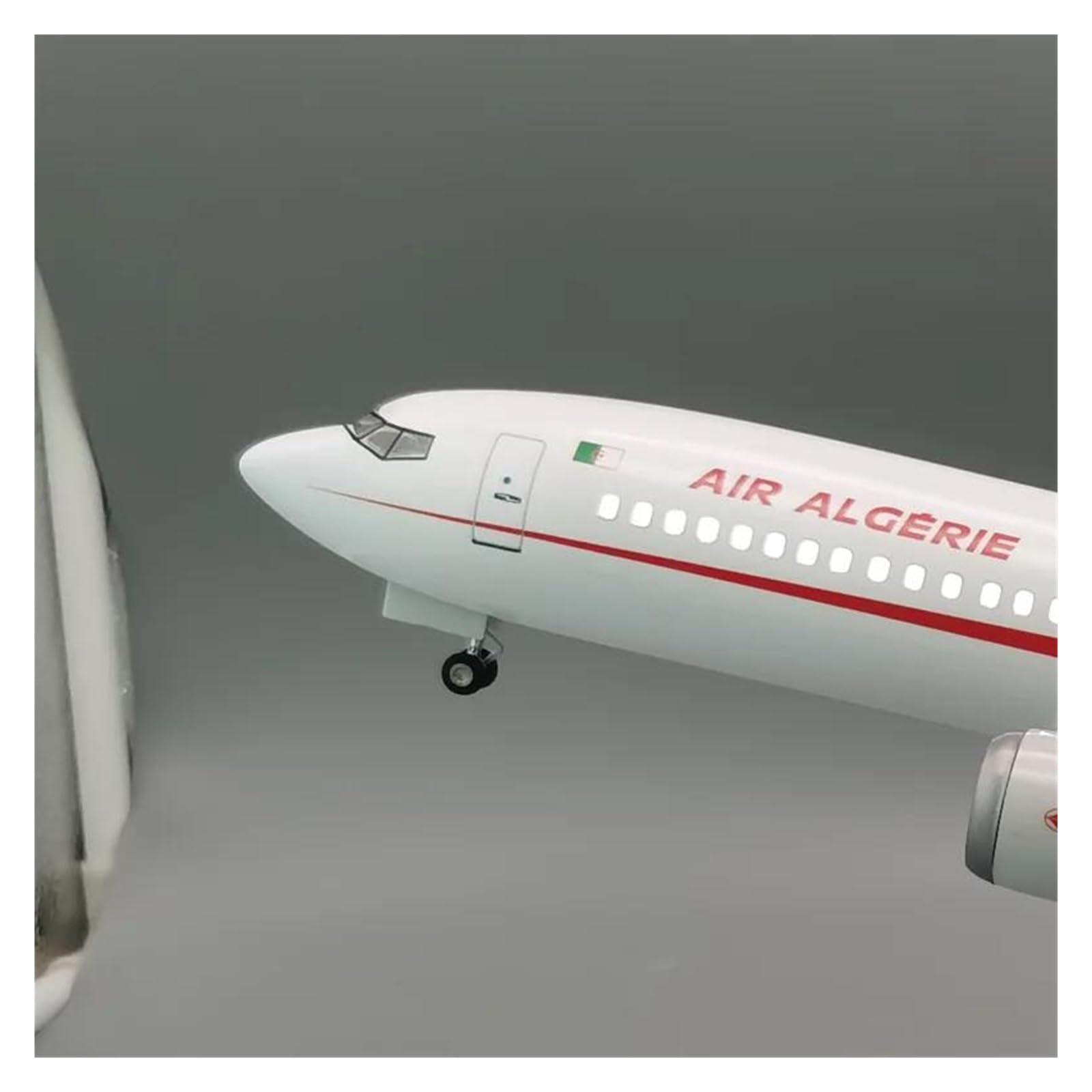 Odlewane zabawki samolotowe w skali 1/85 dla B737-800 Algerie Model samolotu stojak wystawowy model samolotu kolekcjonerskiego samolot T wyświetlacz biurkowy samolot do zbierania i wyświetlania (ze
