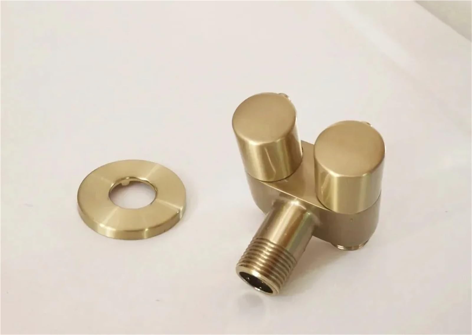 Válvula de ángulo grifo, válvula salida bidireccional for baño y cocina, entrada agua para bafieras y duchas
