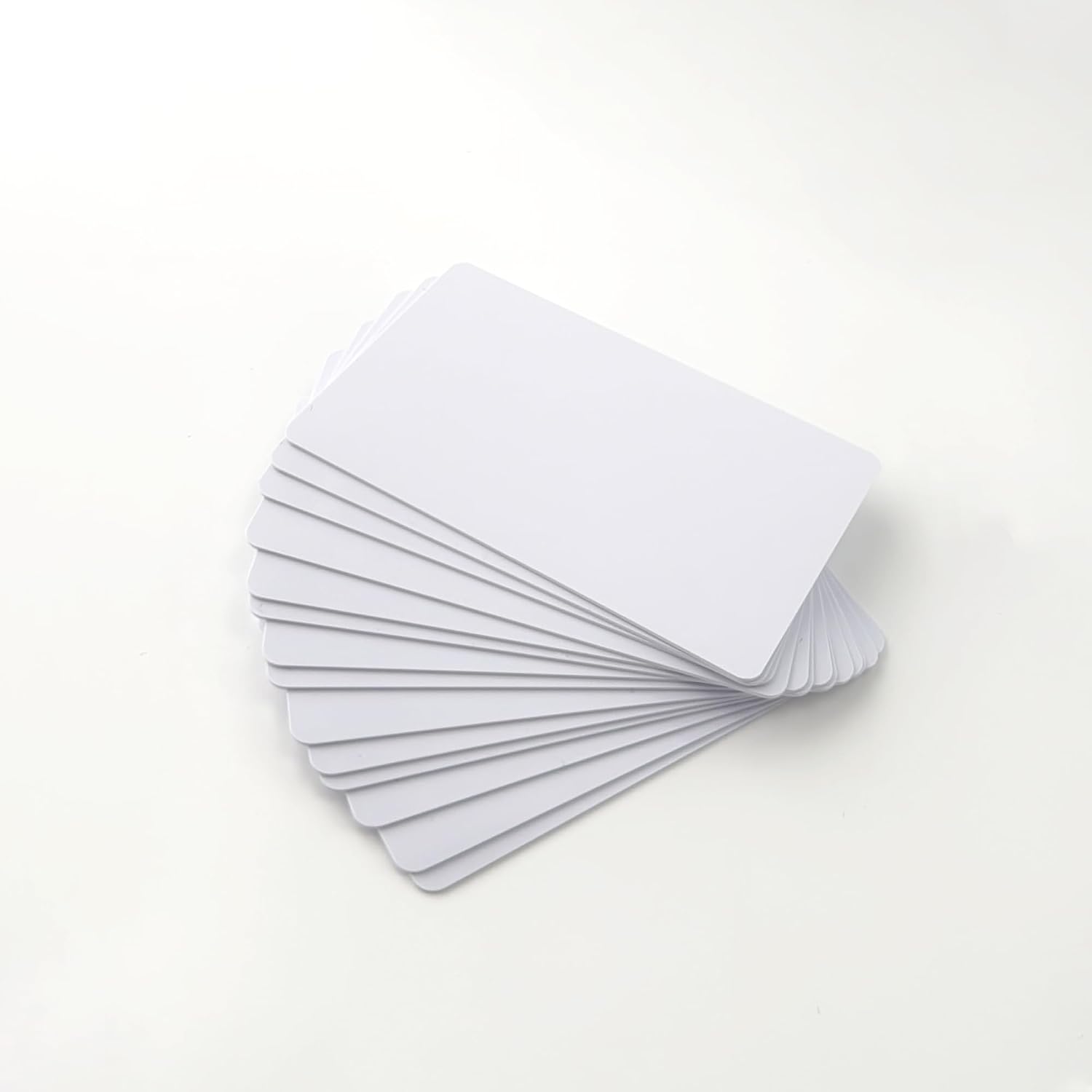 Printable NFC Cards 13.56Mhz 504Byte NFC 215 Rewritable Plastic NFC Blank Cards NFC Smart Card Compatible with All NFC Enabled Mobile Phones & Devices(White) (100)