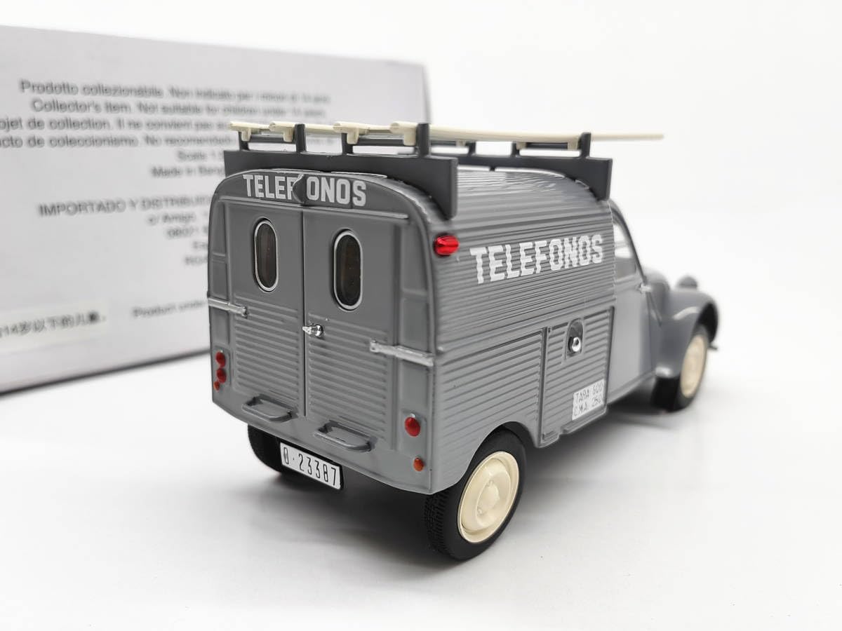 Amazon | IXO 1/24 シトロエン 2CV FOURGONNETTE AZU | ミニカー・ダイ