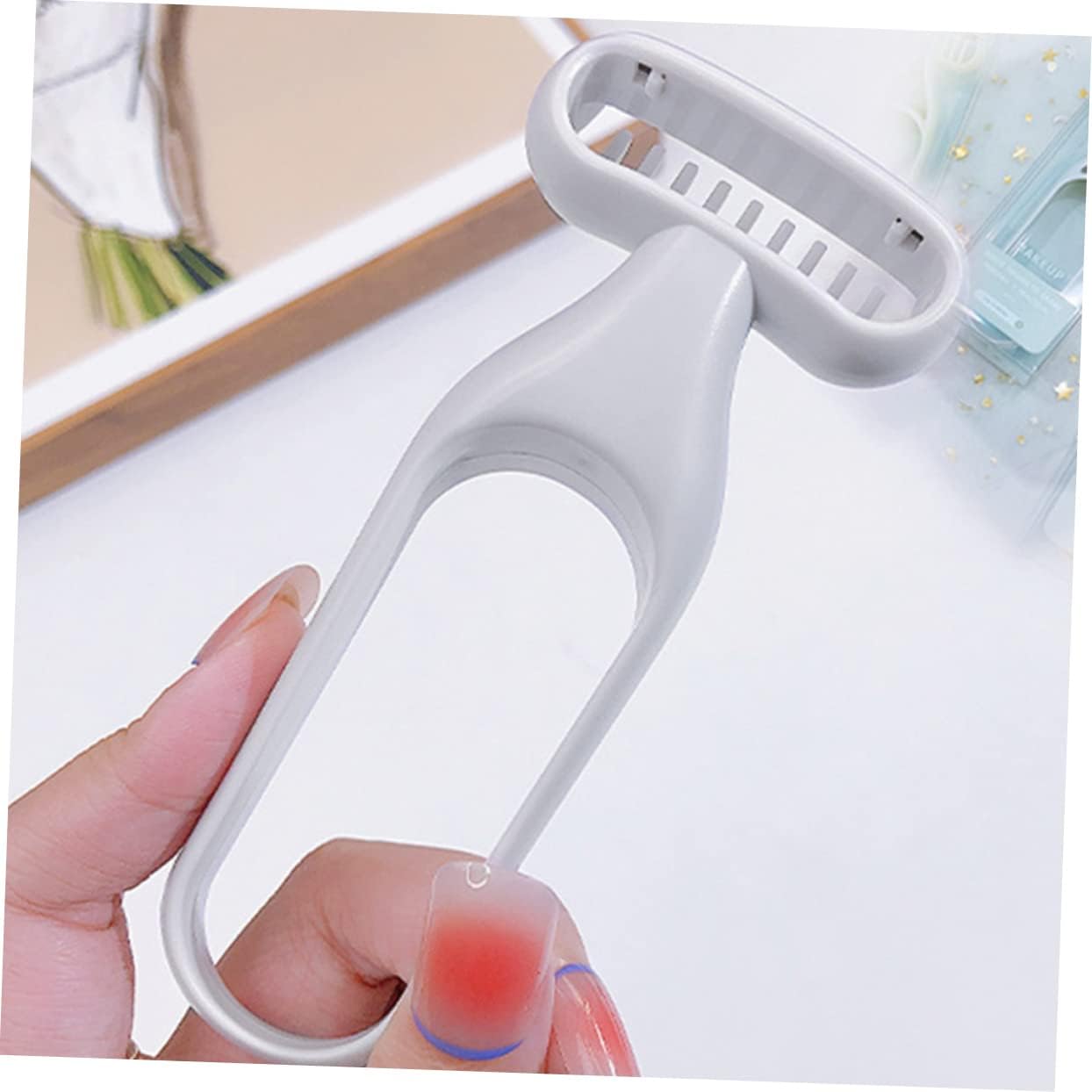 2pcs Body Hair Trimmers for Women Safe Armpit Leg and Bikini Shaving Razor Manual Beauty Care Tool for Smooth Skin and Minimal Irritation Travel Friendly Design