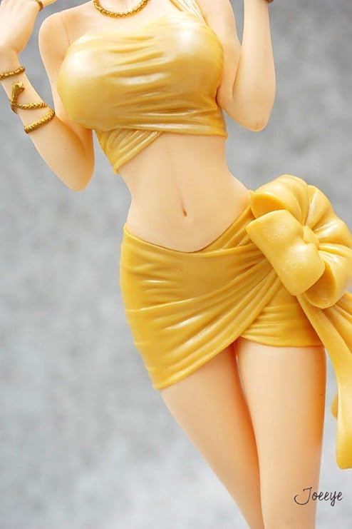 Banpresto One Piece Glitter Glamours Boa Hancock Christmas Style Gold 25 Cm Figure Amazon De Spielzeug