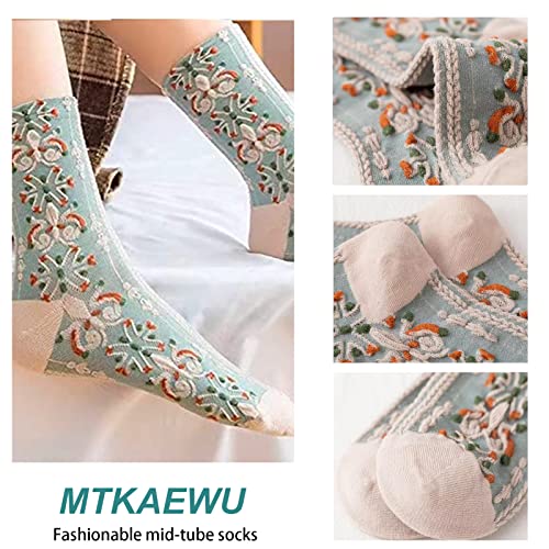 Image of 5 Pack Cute Womens Floral Socks, Vintage Embroidered Frilly Floral Ankle Cotton Cottagecore Socks