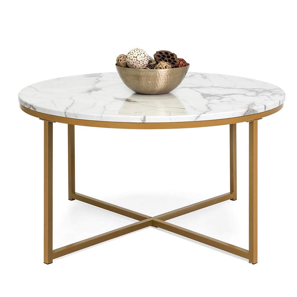Table basse ronde luxe en marbre blanc et piètement doré pour intérieur raffiné