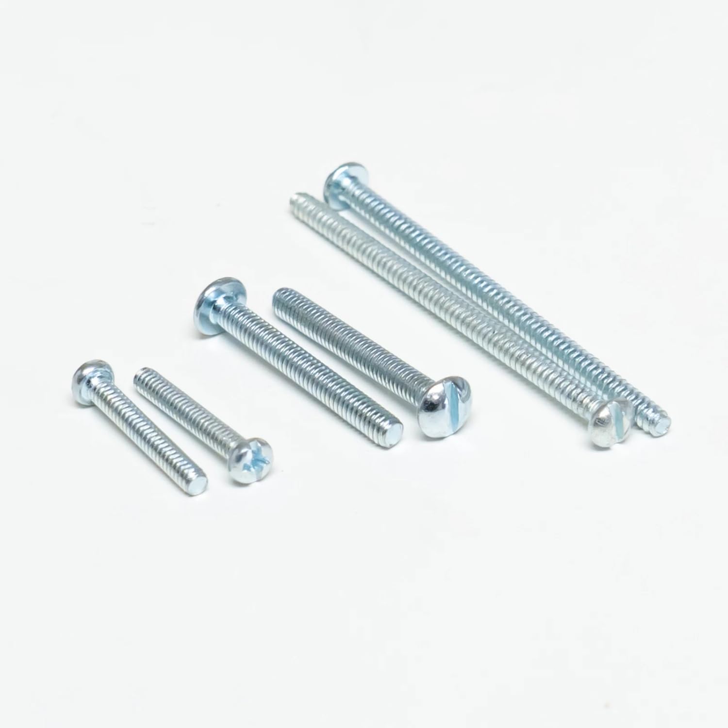 SM670 Universal Evaporator Motor for Refrigeration & Beverage Coolers - Includes 2 Fan Blades (5.25" & 3.875") & Mounting Hardware - for Evaporators, Range Hoods, Ventilators