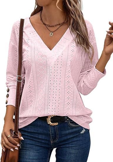 Placitiume Blusas bordadas de encaje para mujer, cuello en V, manga larga, con botones, blusas casuales elegantes para otoño de 2024, Polvo ligero, M
