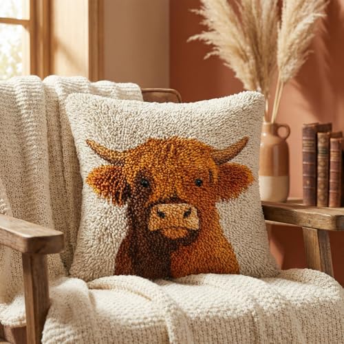 Xqzbmt Highland Cow Cushion Latch Hook Cushion Kits for Adults Beginners Pre-Printed Canvas DIY Embroidery Cushion Cover 17x17in Rug Making Kit Home Sofa Festive Decor & Gift
