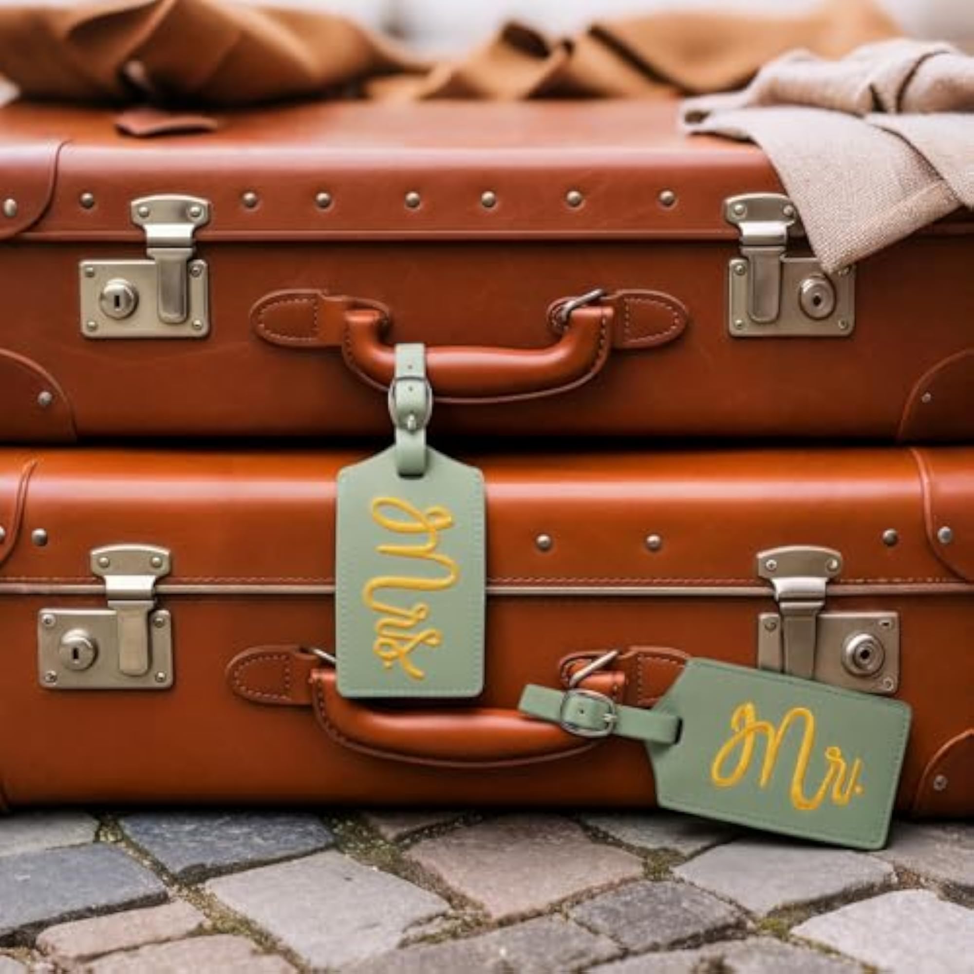2 Pcs Mr and Mrs Luggage Tags Bridal Shower Gifts