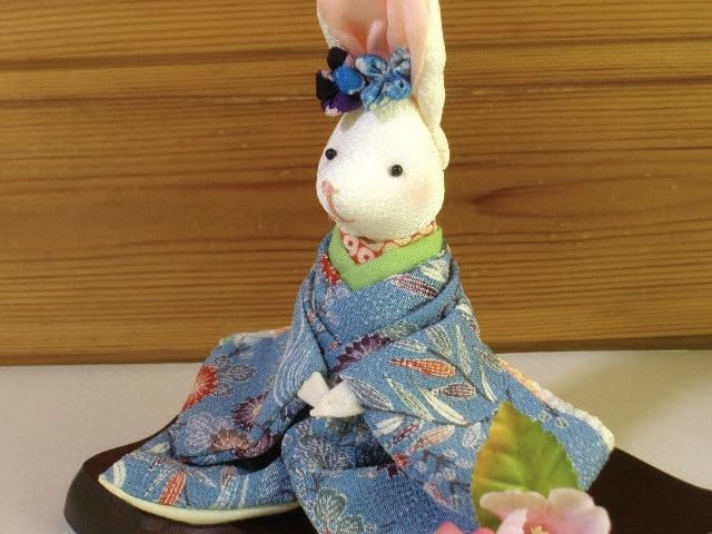 うさぎ　着物　古布　ハンドメイド Amazon.co.jp: 古布44縮緬 ご挨拶うさぎのお人形 青系① 小花菊