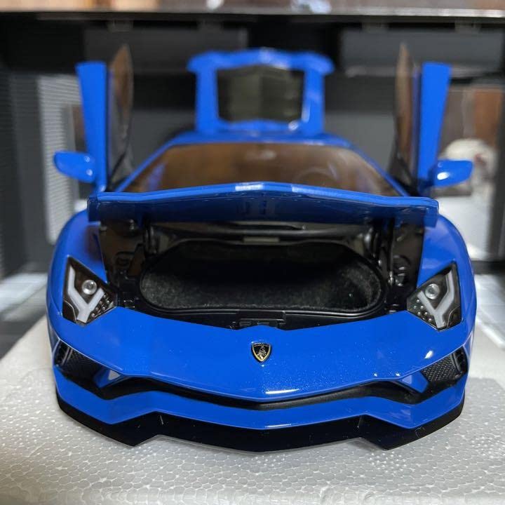 Amazon | 未展示品 オートアート118ランボルギーニ アヴェンタドール S  