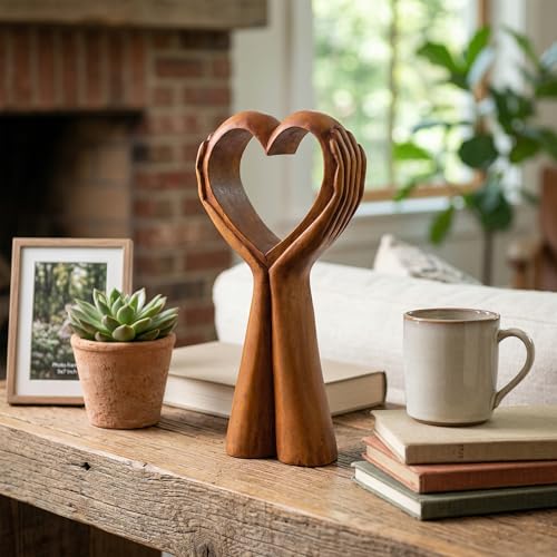 Estatua decorativa de madera tallada a mano en forma de corazón miniatura 2