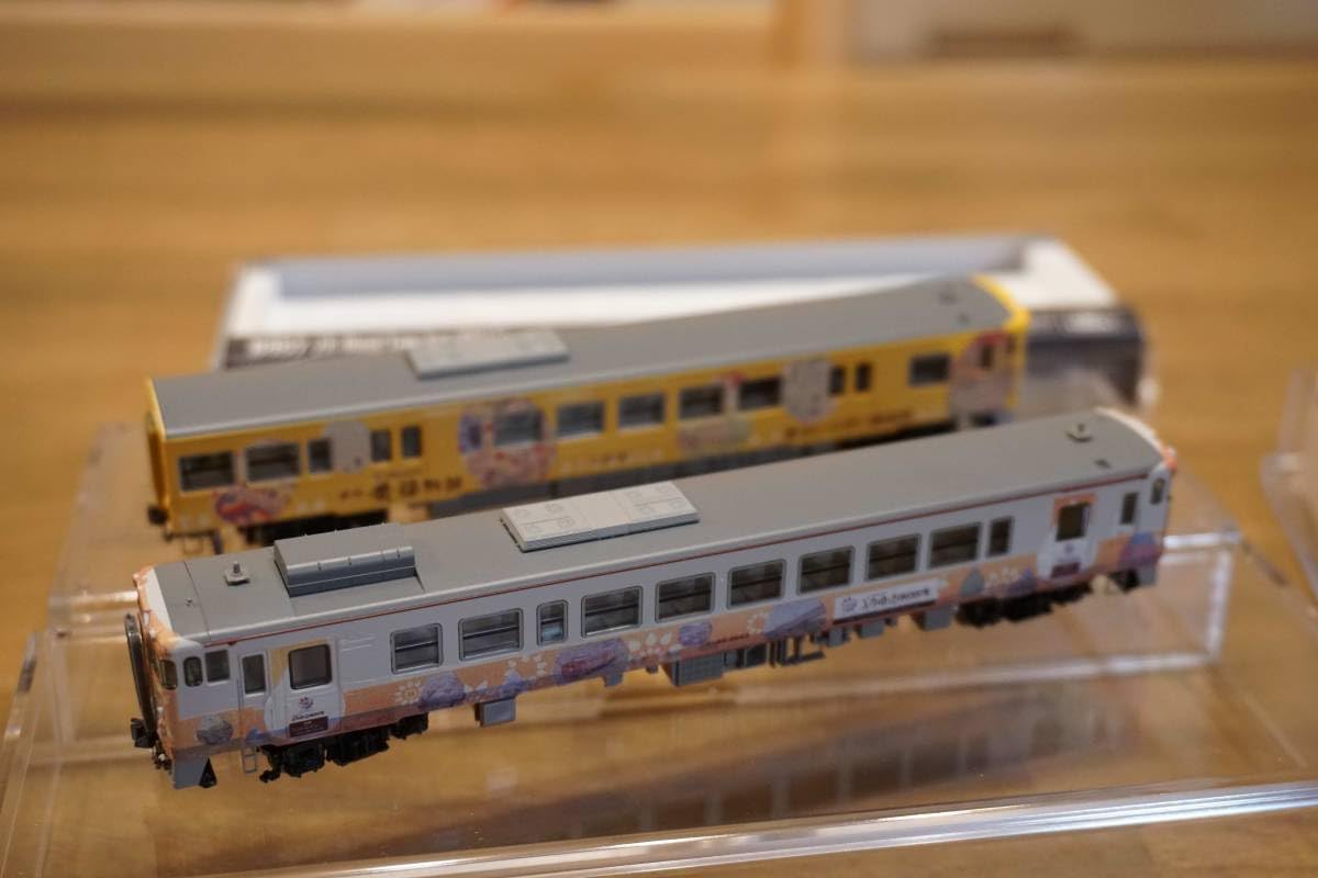 キハ40，47 美咲町エッグデザインコンテスト仕様2両 白色室内灯組込