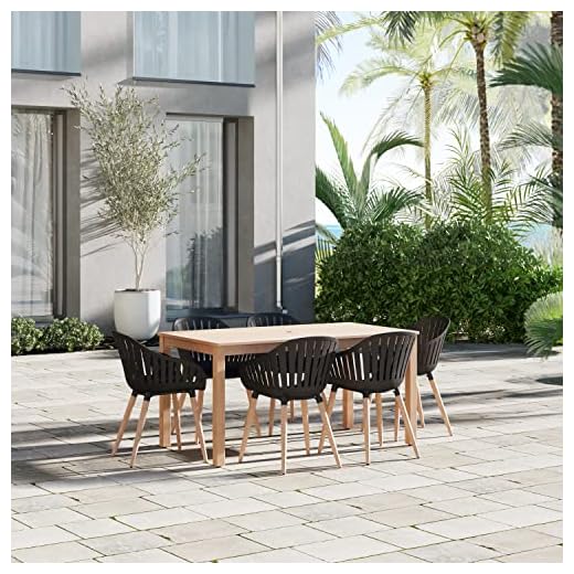 Elegant Outdoor Dining Set in Black