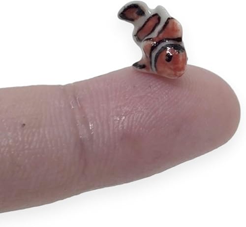 Miniatura 4 de WitnyStore Pequeña figura de pez payaso blanco rojo y blanco de Nemo Anémona  Miniatura hecha a mano de cerámica peces marinos del océano, animales