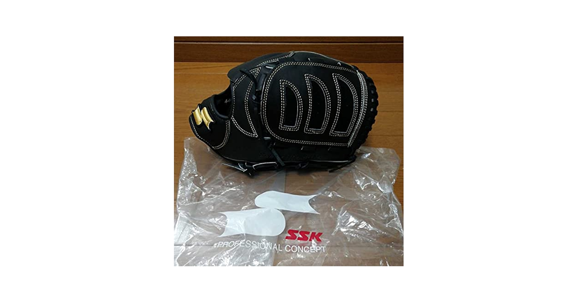限定品】石田選手モデル 軟式グローブ 横浜DeNAベイスターズ