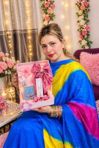 CSN Fashion Jewelry Gift Set with 7 Accessories - Image 3