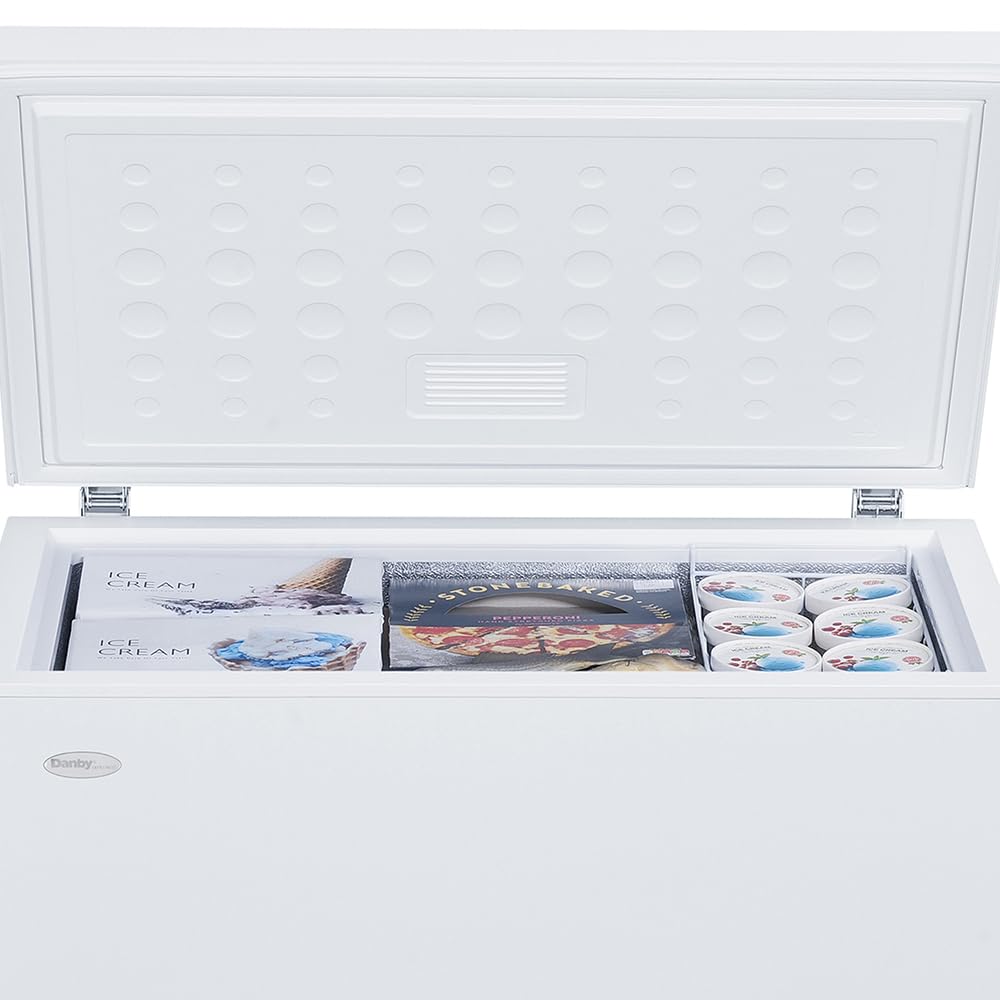 Danby Dcf087b1wm Diplomat 8.7 Cu Ft Chest Freezer on Fridge.com - View 4