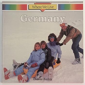 Paperback Russia Book