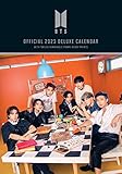 Este fantástico diseño significa que las páginas mensuales tienen bordes perforados para que puedas convertir estas hermosas impresiones en pósters listos para enmarcar. El calendario 2023 se presenta en un precioso sobre A3 y es un regalo ideal para cualquier fan de BTS