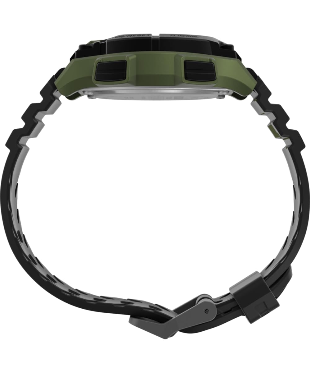 Timex Herren Digital Quarz Armbanduhr mit einem Kunststoffband Ironman Classic
