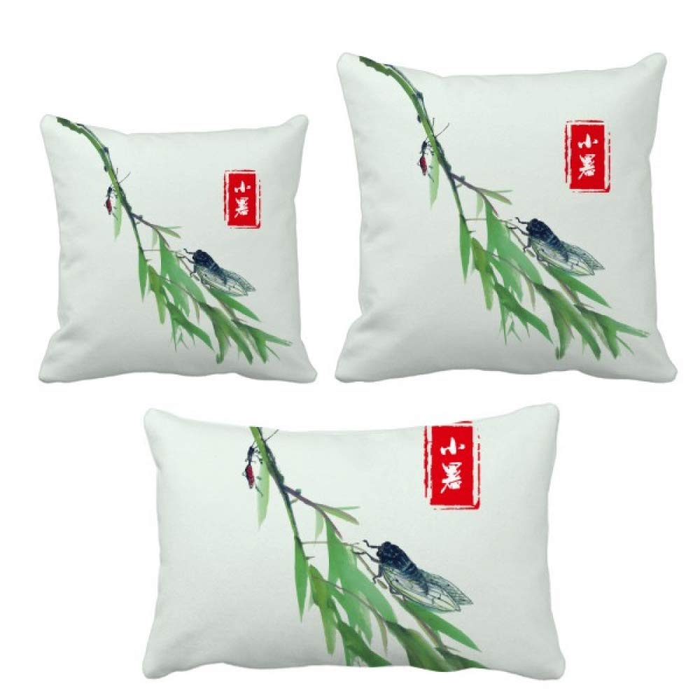 Coussin solaire léger sur un canapé de salon chaleureux et accueillant