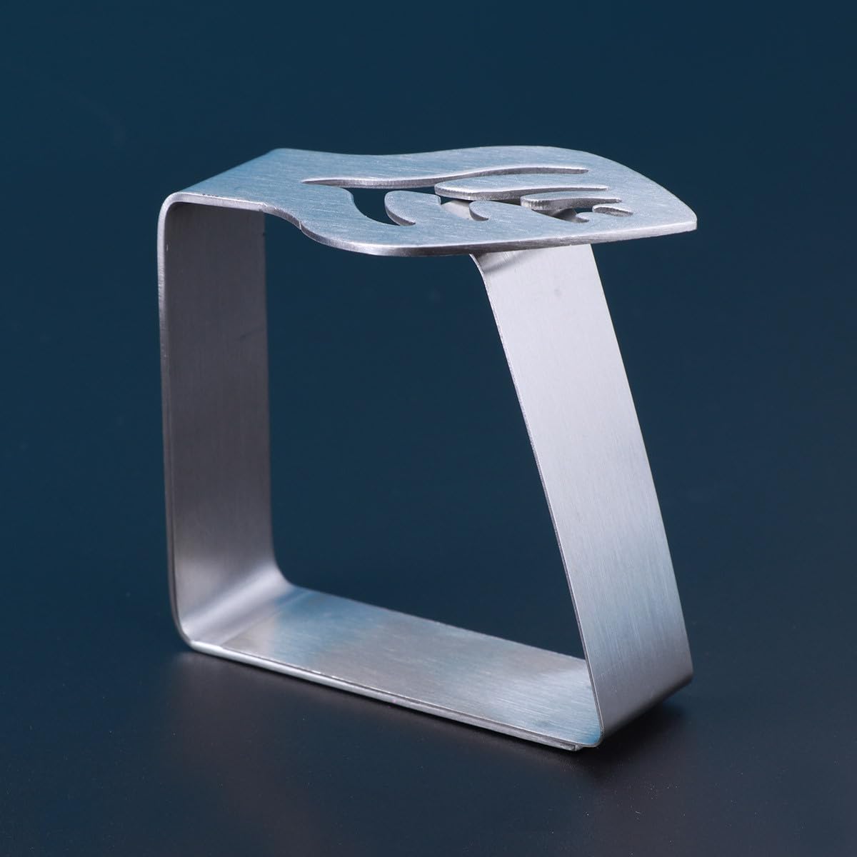 Clip per Tovaglia in Acciaio Inossidabile 8 Pezzi Morsetti a Forma di Foglia, Facili da Usare, Adatti a Spessori Tavolo, per Matrimoni e Buffet