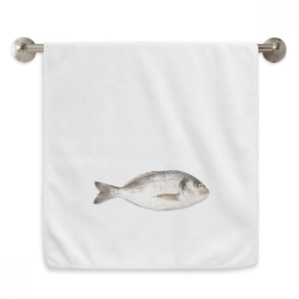 Serviettes débarbouillettes poisson rouge blanc pour votre routine beauté et spa maison