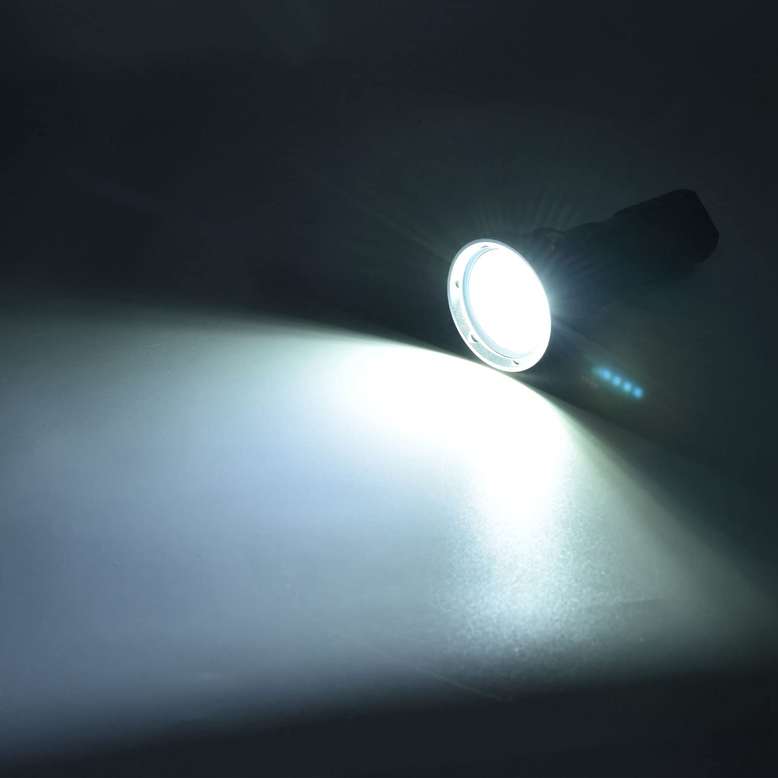Ejoyous Linterna de Buceo 10000 Lúmenes, IP68 100 M, 3 Colores de Luz, | Luz Subacuática de Aleación de Aluminio, para Pesca y Campamento, Emisión en Blanco, Rojo y Azul, sin Incluir batería.