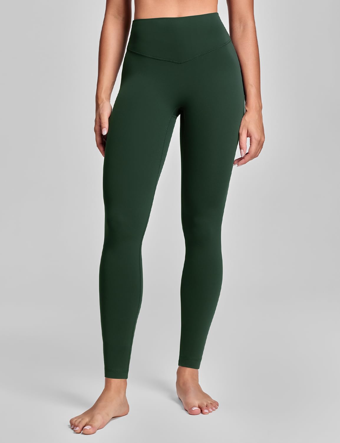 HeyNuts Bold V-dip Back No Front Seam Leggings 28'', Light to Medium Support, Butt Lifting High Waisted Yoga Pants